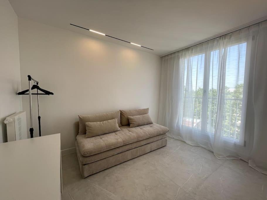 Elegant Penthouse Paris Panorama * Colombes (Hauts-de-Seine)