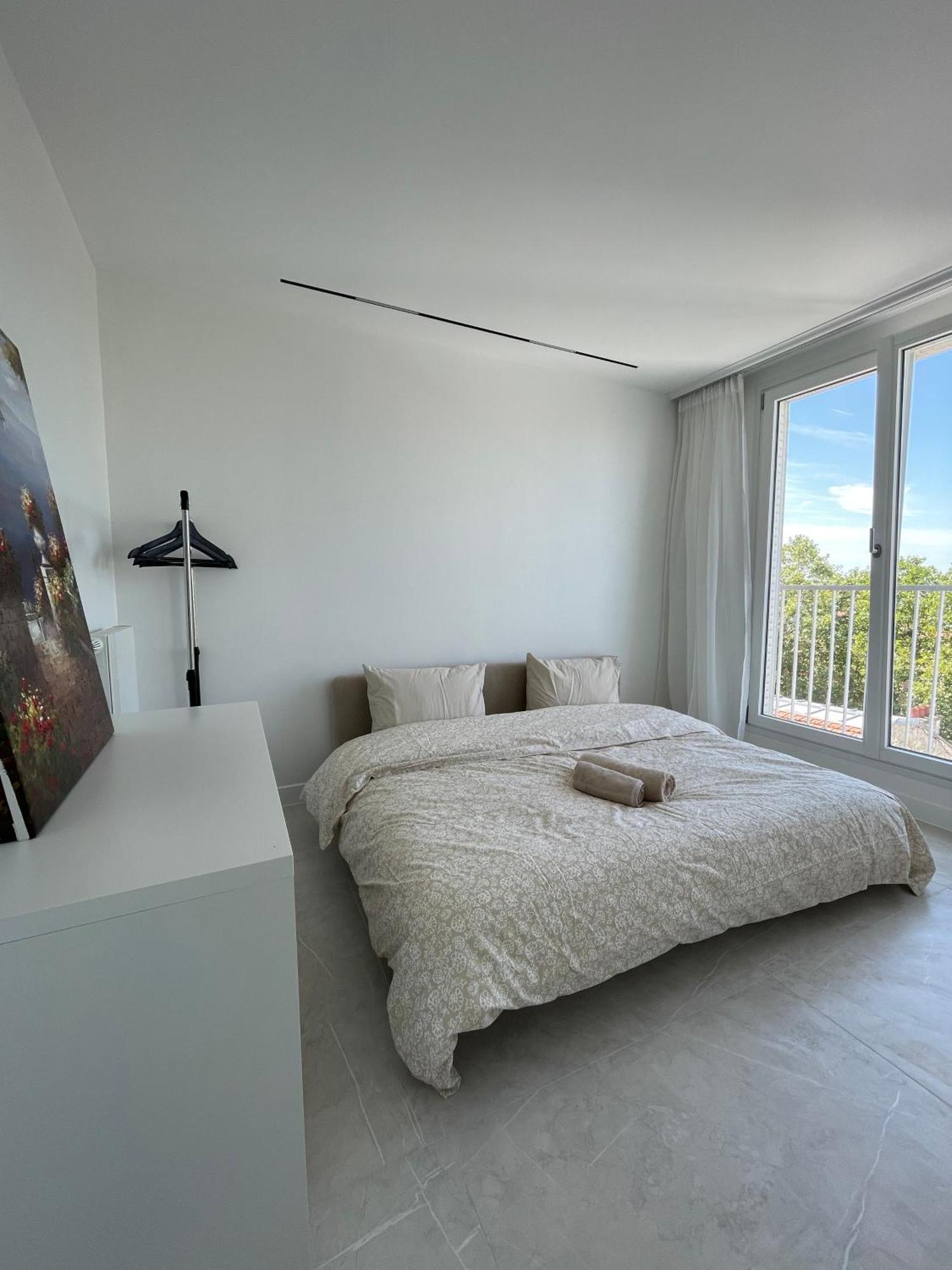 Elegant Penthouse Paris Panorama * Colombes (Hauts-de-Seine)